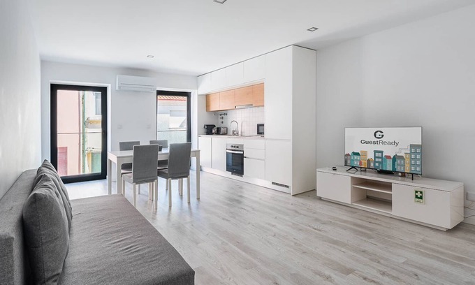 Cantanhede Apartment | GuestReady - Well-Furnished Apt in Cantanhede
