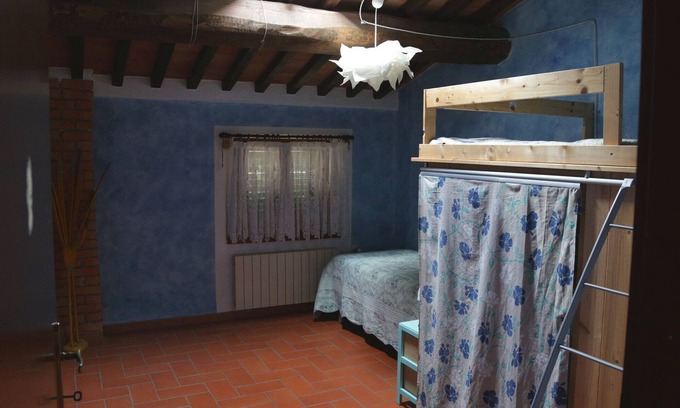 Lorenzana Apartment | Guests of the Borgo - Tatiana House