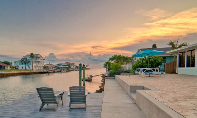 Spring Hill House | Gulf coast getaway with dock, dolphins, sunset views, family friendly and WD