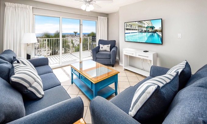 Fort Walton Beach Condo | Gulf Dunes Direct Beach View from 2nd Floor, Easy access to Pool and Beach, Free Bch Svc