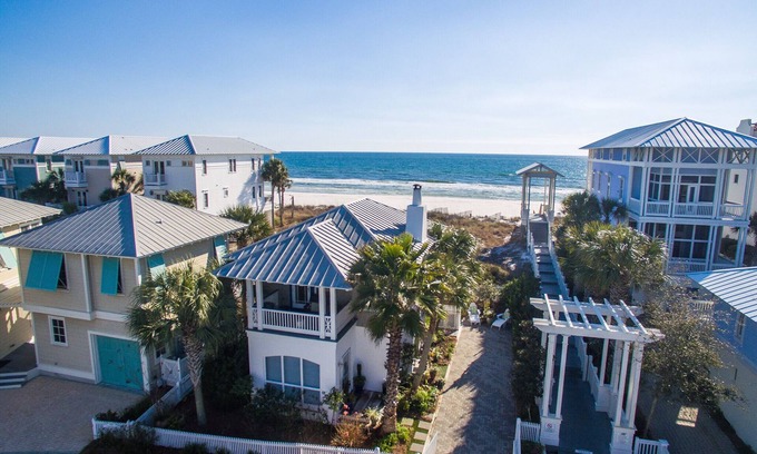 Sunnyside House | Gulf Front Cottage with Beach Access In Private Gated Community