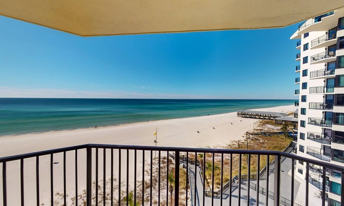 Panama City Beach Condo | Gulf-view condo with furnished balcony, pools, beach access, fitness room