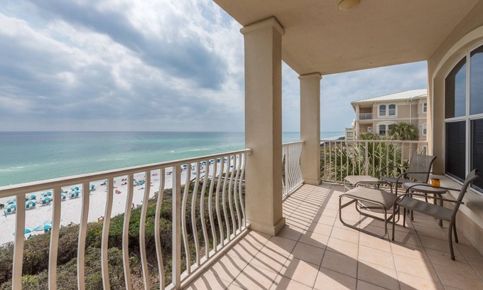 Rosemary Beach Condo | Gulf views,Hear the waves from your private balcony +Free Attraction Tickets!