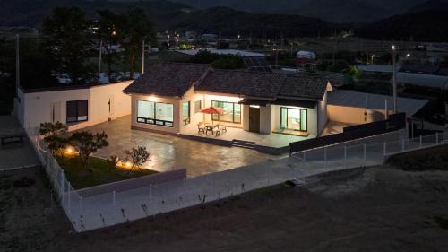 Gyeongju House | Gyeongju Charm Pension