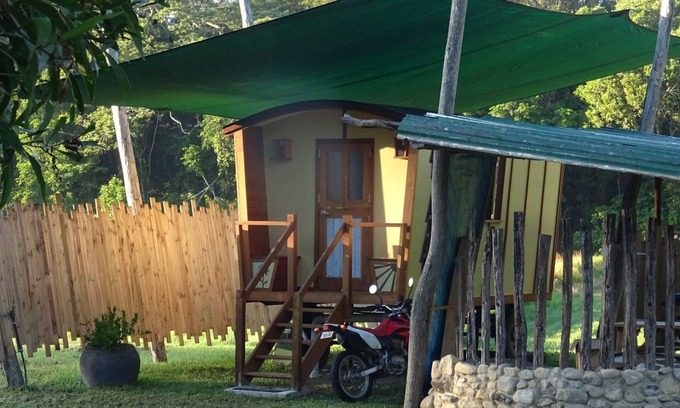 Port Douglas Cabin | Gypsy Wagon Glamping Port Douglas Hinterland