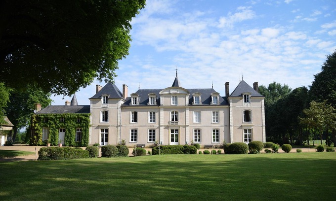 Crosmieres Hotel | Hôtel Haras de la Potardière