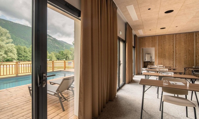 Peyragudes Hotel | Hôtel Mercure Peyragudes Loudenvielle Pyrénées