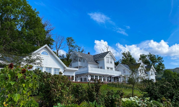 Uggdal Hotel | Haaheim Gaard