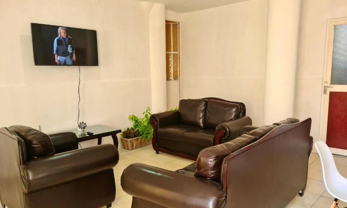 Atlixco House | Habitación privada en departamento céntrico (rojo)