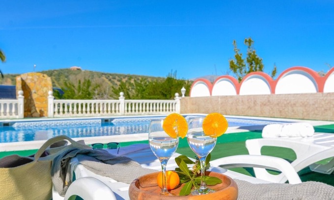 Priego de Cordoba Villa | Hacienda la Toscana Priego de Córdoba by Ruralidays