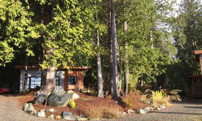 Granthams Landing Cabin | Halcyon Hill Hideaway