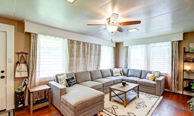 Hilo House | Hale Leilani - Adventure Awaits