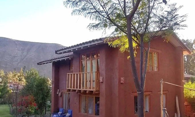 Moccopata House | Hallpawasi - Urubamba