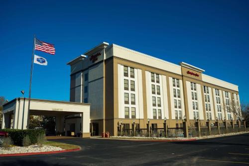 Beaumont Hotel | Hampton Inn Beaumont