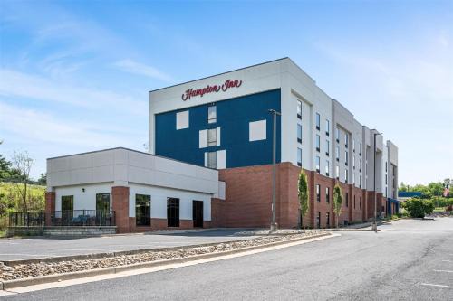 Front Royal Hotel | Hampton Inn Front Royal