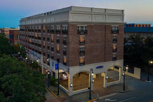 Historic District - North Hotel | Hampton Inn Savannah Historic District