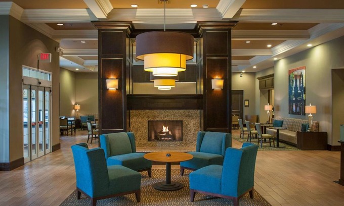 Elmwood Hotel | Hampton Inn & Suites New Orleans/Elmwood