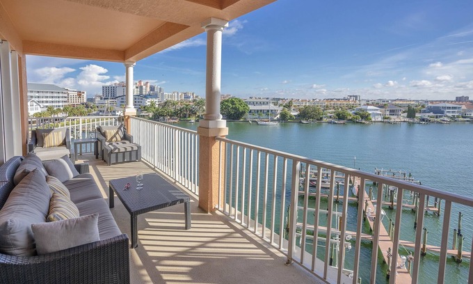 Clearwater Beach Condo | Harborview Grande Huge Balcony 3 King Beds No Car Needed Jolly Trolley Out Front