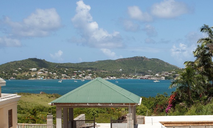 Falmouth Villa | HARBOUR VIEW TRANQUILITY