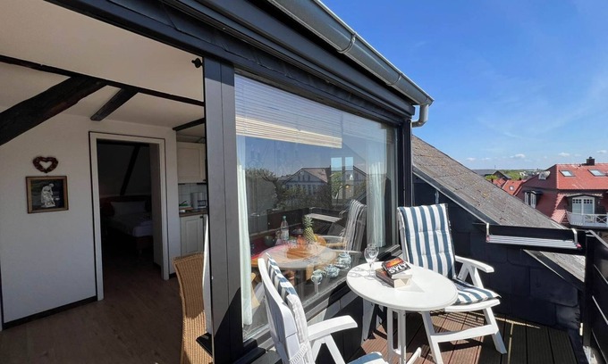Westerland Apartment | Haus Friesland - Apartment 7 - An urban villa with spacious and tasteful