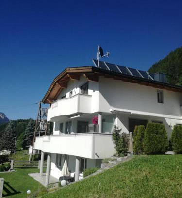 Arzl im Piztal Apartment | Haus Gastl
