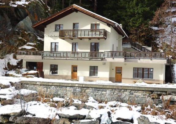 Saas-Balen Apartment | Haus Pickelschmiede