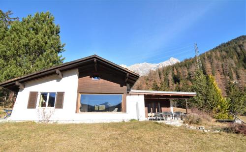 Savognin Ski Chalet | Haus Schwarz