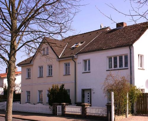 Zinnowitz Apartment | Haus Sonne - Wohnung Storchennest