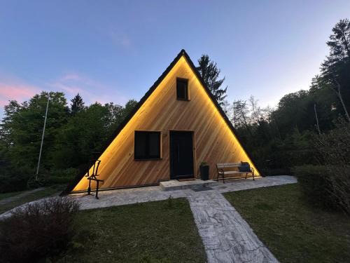 Grattersdorf House | Haus28 - Modernes A-Frame im Wald