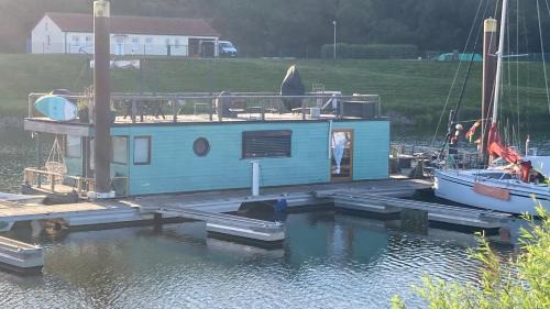 Arneburg Apartment | Hausboot Arneburg