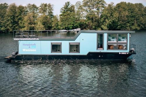 Tegel Boat Rental | Hausboot Wannsee