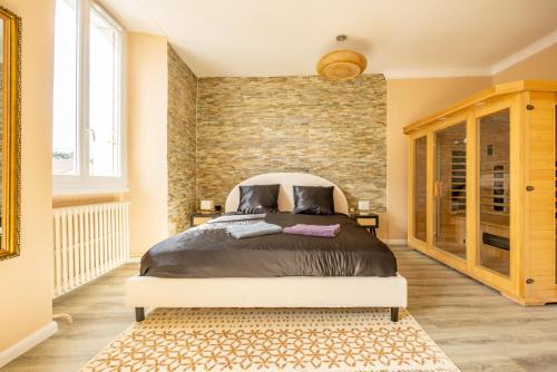 Bouguenais Apartment | Haussmannien Standing and Confort - Sauna - 7 pers