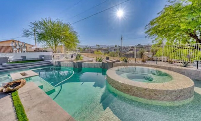 Lake Havasu City House | HavaZoo Shark Enterprises: Pool+Spa+ Firepit+Games+Ample Parking