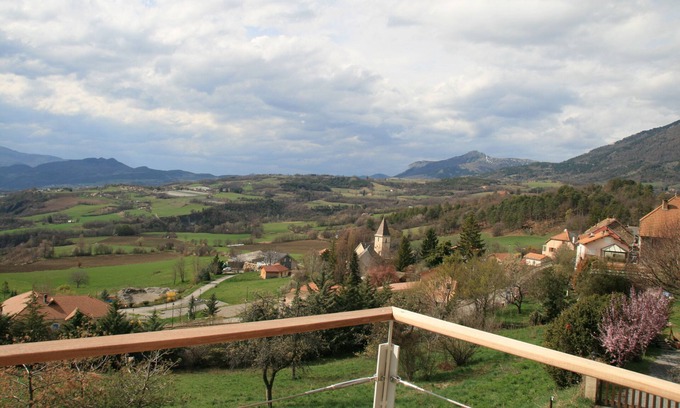 Pelleautier House | Haven of peace at Pelleautier, panoramic view