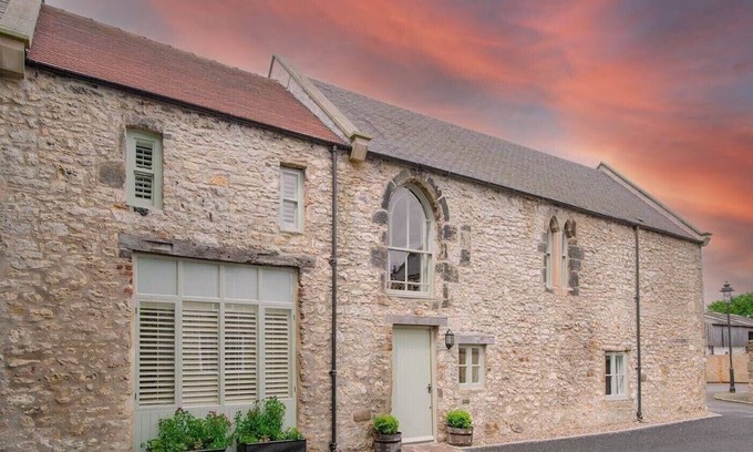 Peterlee Cottage | Hayloft, Luxury first floor apartment close to Seaham and the East Durham Coast