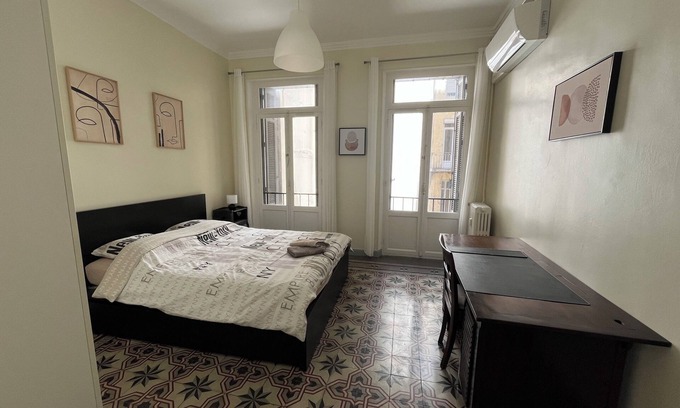 Lodi Apartment | HEART OF TOWN - SPACIOUS AIR-CONDITIONED T4 OF 82M2 CLOSE TO. PL. CASTELLANE/PRADO -3 BDRMS