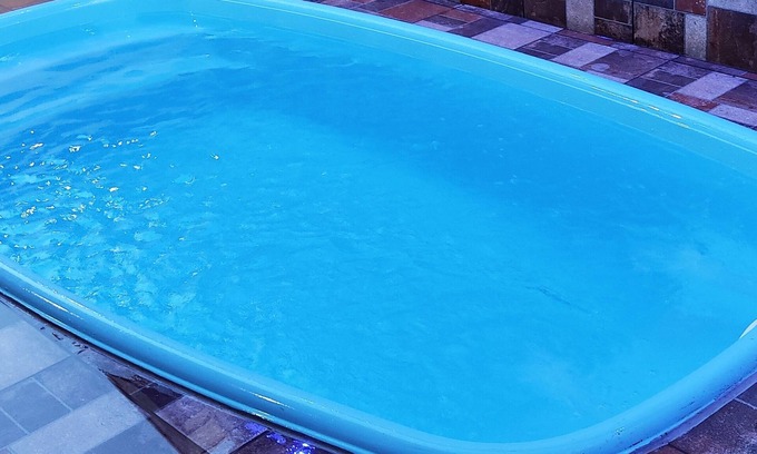 Olimpia House | Heated Pool, Billiards, Air Conditioning, NetFlix, WiFi. min from Park Thermas (v olp)