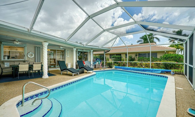 Caloosahatchee House | Heated Pool, Dock & Canal Access: Cape Coral Home