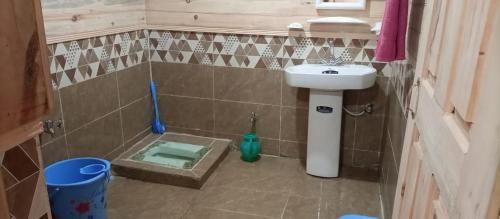 Azad Kashmir House | Heaven Hub Guest House Taobut