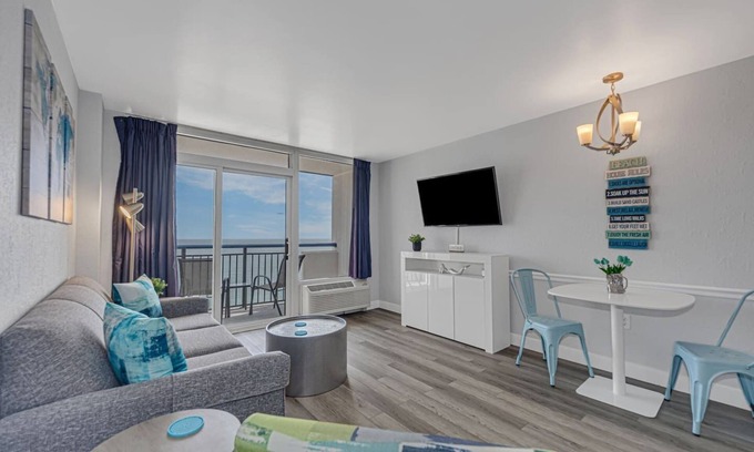 Myrtle Beach Condo | Heavenly Oceanfront Relaxing Penthouse!