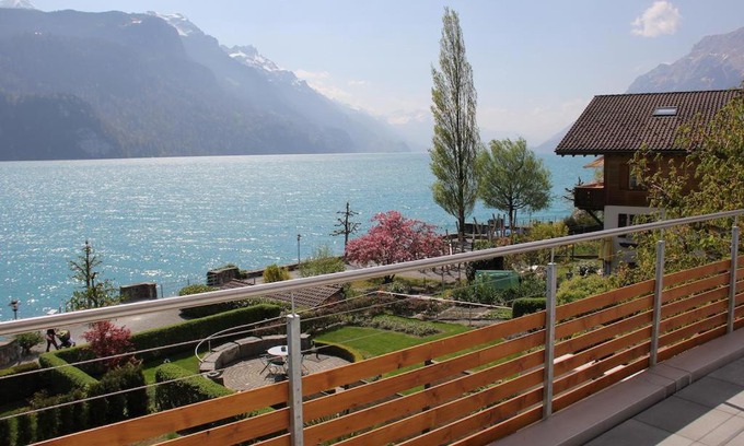 Brienz Apartment | Heidi - Direct lake view