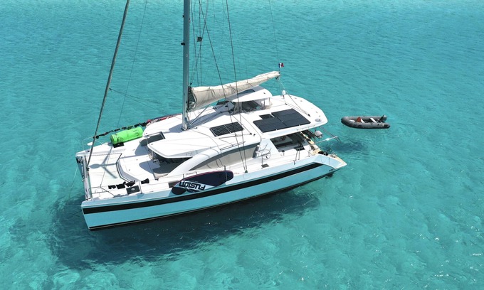 Bora Bora Boat Rental | Hello World catamaran Polynesia