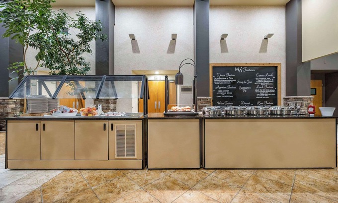 Lewiston Hotel | Hells Canyon Grand Hotel, an Ascend Collection Hotel