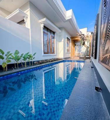 Purwokerto House | Hening Pool Residence