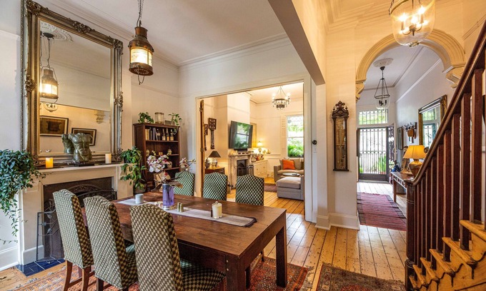 St Kilda House | Heritage terrace house with oasis pool garden by the beach
