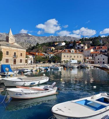 Jablanac House | Hiša BUNAR