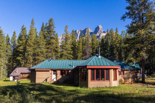 Castle Junction Hostel | HI Castle Mountain - Hostel