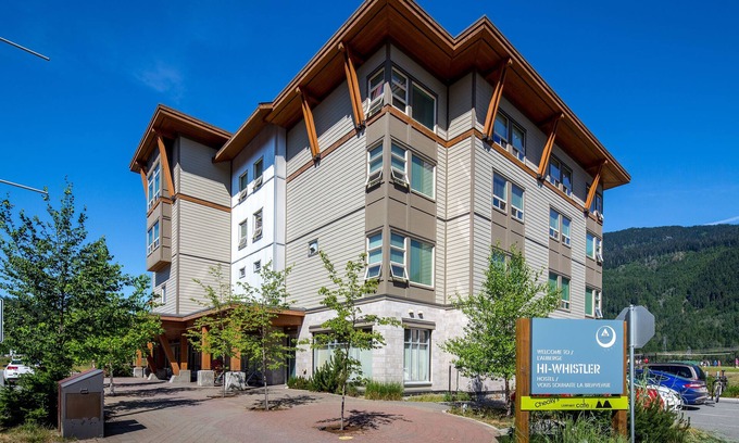 Whistler Hostel | HI Whistler - Hostel