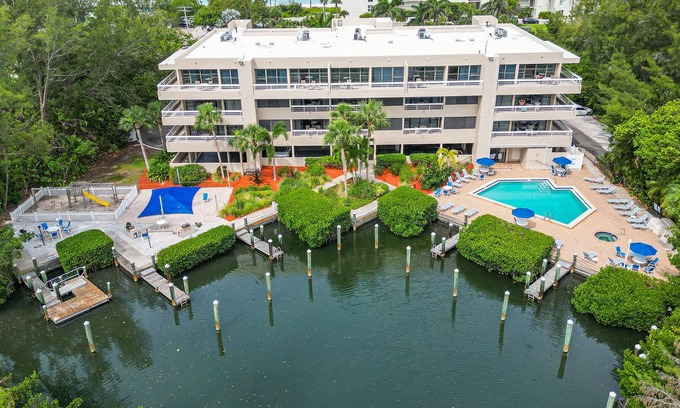 Longboat Key Condo | Hidden Gem | Longboat Key 2BR w/Beach Access