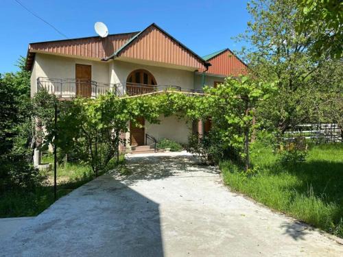 Akhaltsikhe Hotel | Hidden Paradise